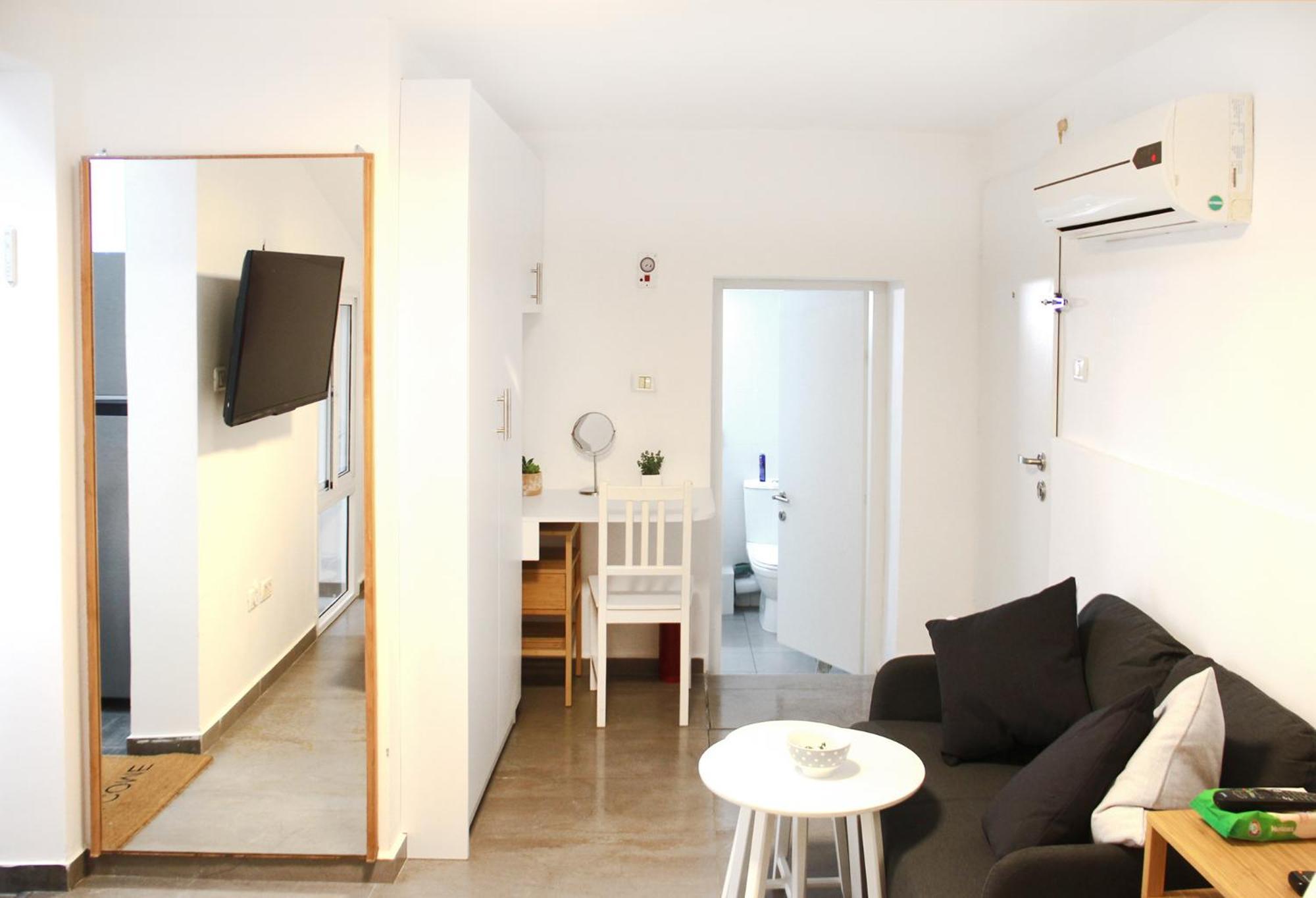 Boutique Apartment "Facing The Sea" Haifa Room photo